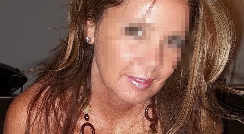 rosy belle femme de 51 ans